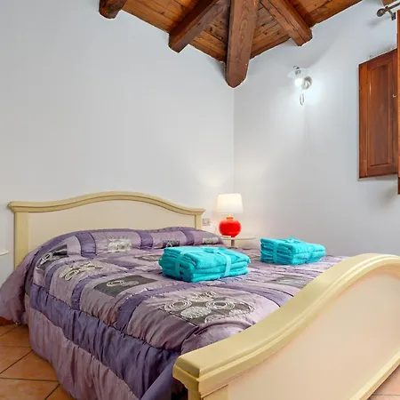 Quattro Cuori 펜션 산테오도로